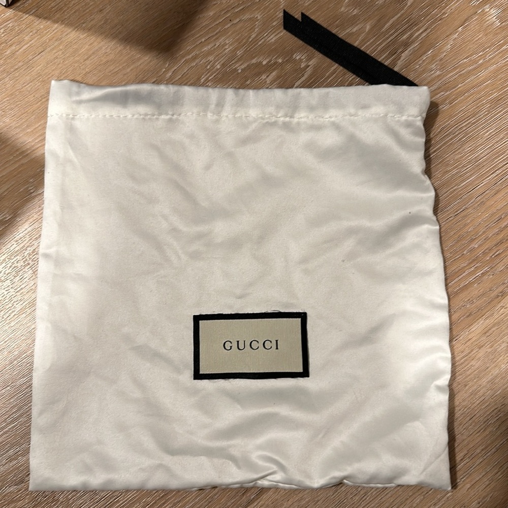 Gucci belt storage bag